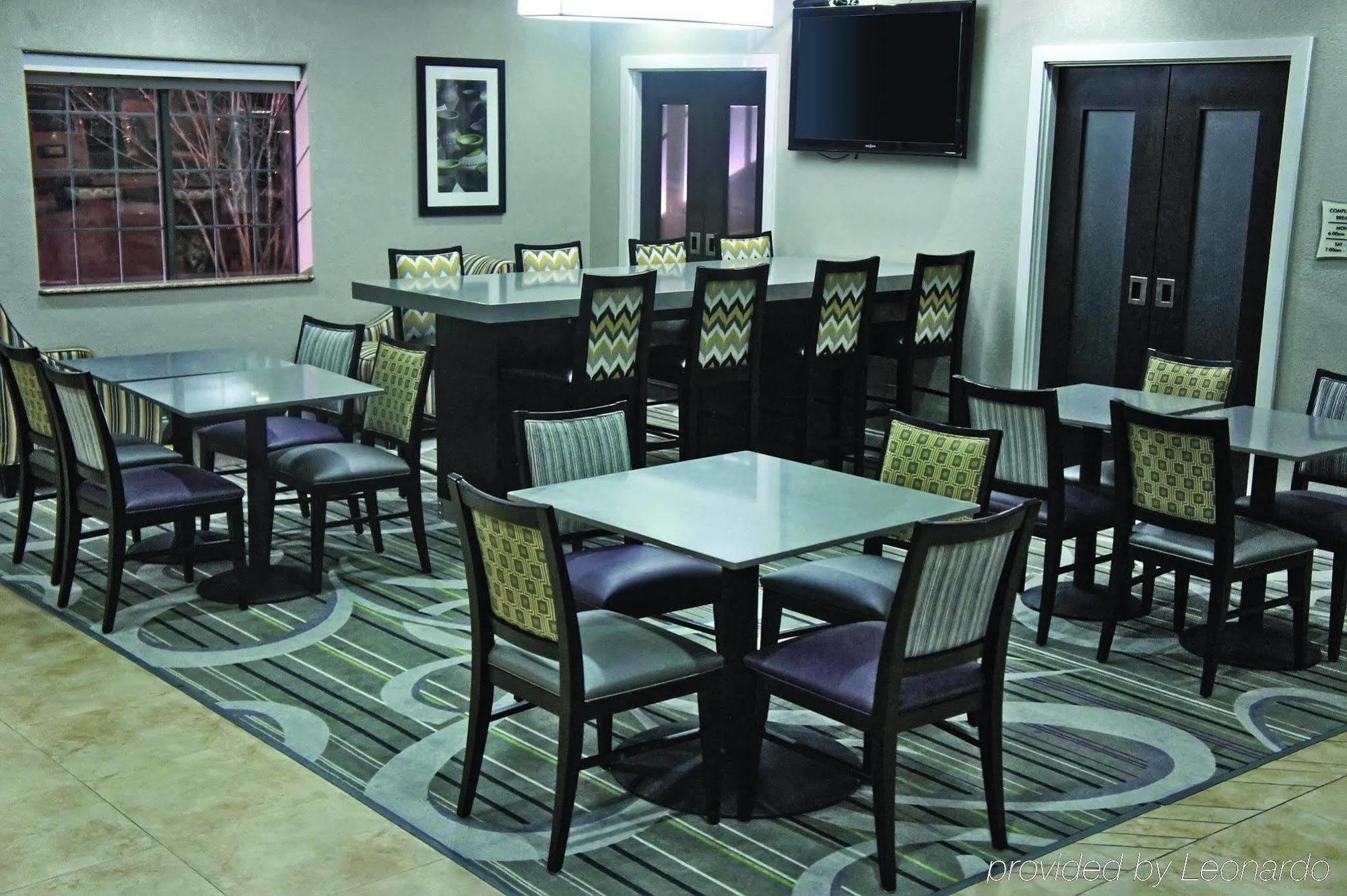 מלון La Quinta By Wyndham Ada מראה חיצוני תמונה
